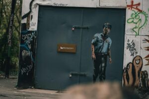 Escape Room Strategies for Winning in Buford